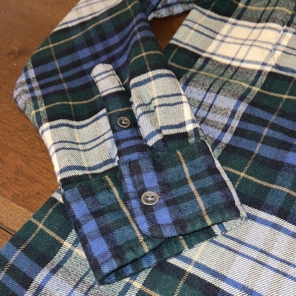 CHAPS Tartan 💯 Cotton Shacket Sz. MD - Picture 9 of 16